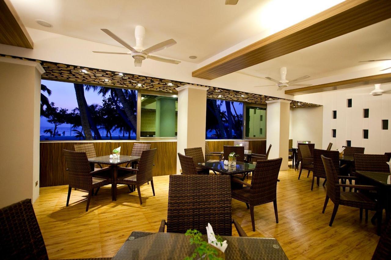 Kaani Beach Hotel At Maafushi Exteriér fotografie
