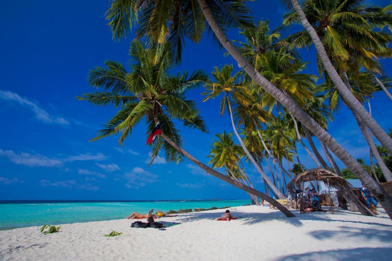 Kaani Beach Hotel At Maafushi Exteriér fotografie