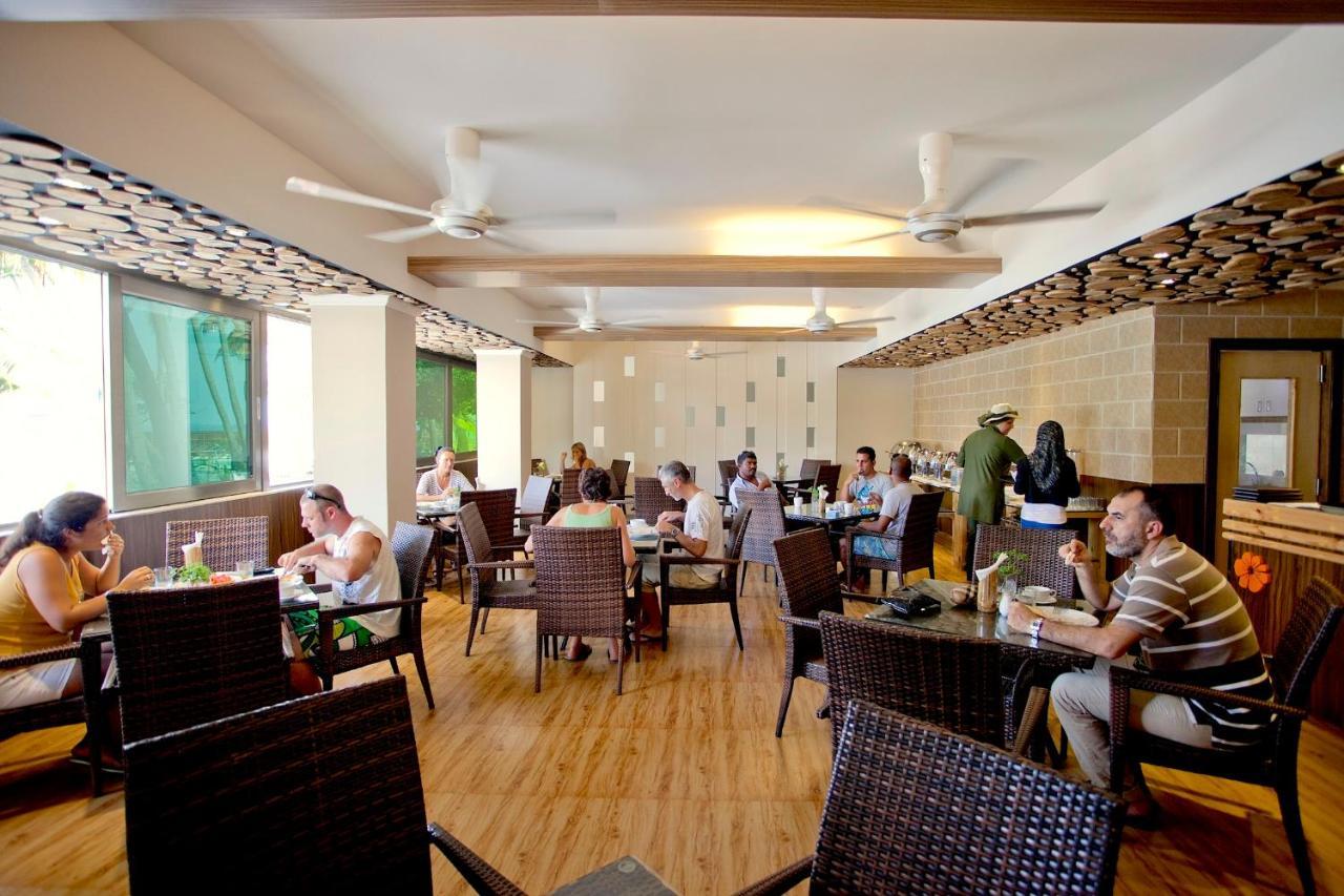 Kaani Beach Hotel At Maafushi Exteriér fotografie